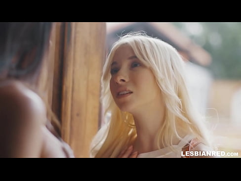 ❤️ Gadis datang ka imah sababaraha bulan engké na ends up dahar pussy stepmom nya ❌ video bangsat di urang ❤